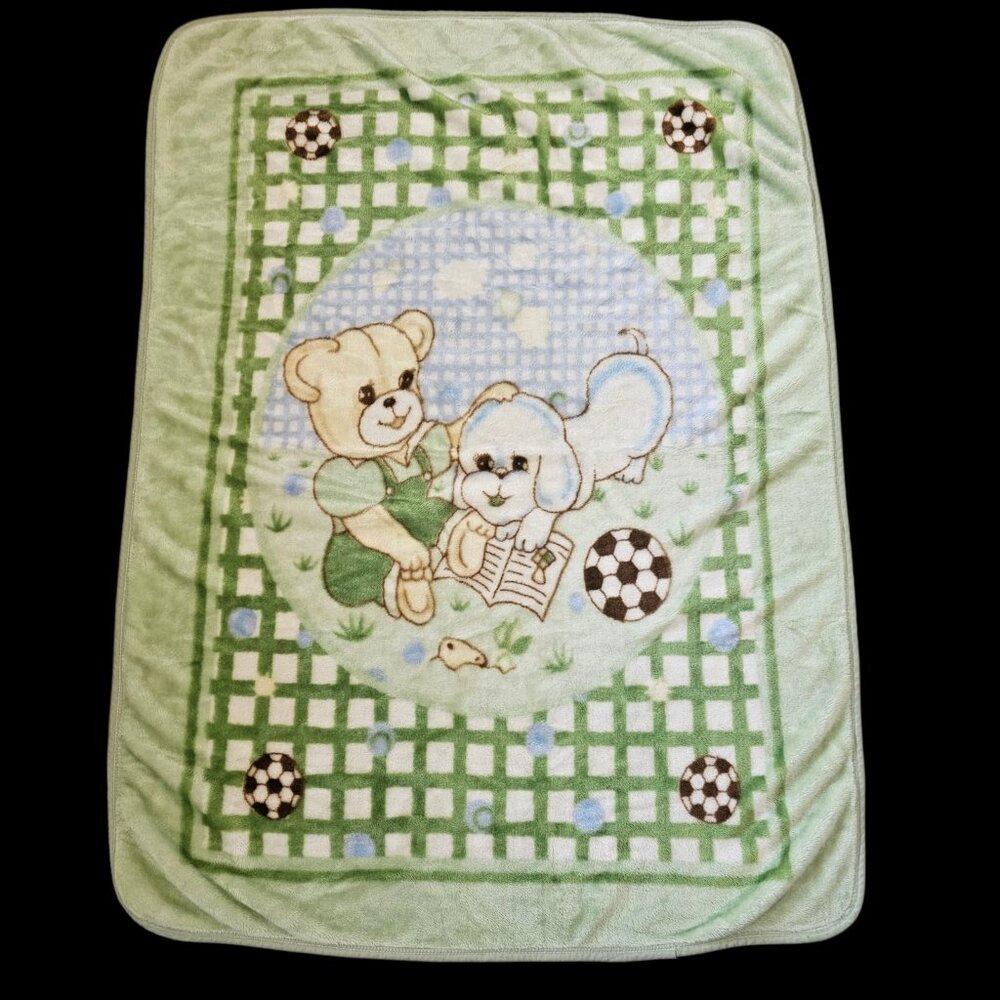 VTG Novatex? Green Baby Blanket Soccer Dog Teddy Bear Kids Mink Fleece‎ 41x56